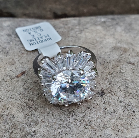 White Gold Rhodium Plated Cubic Zirconia Ring NWT - Picture 3 of 7